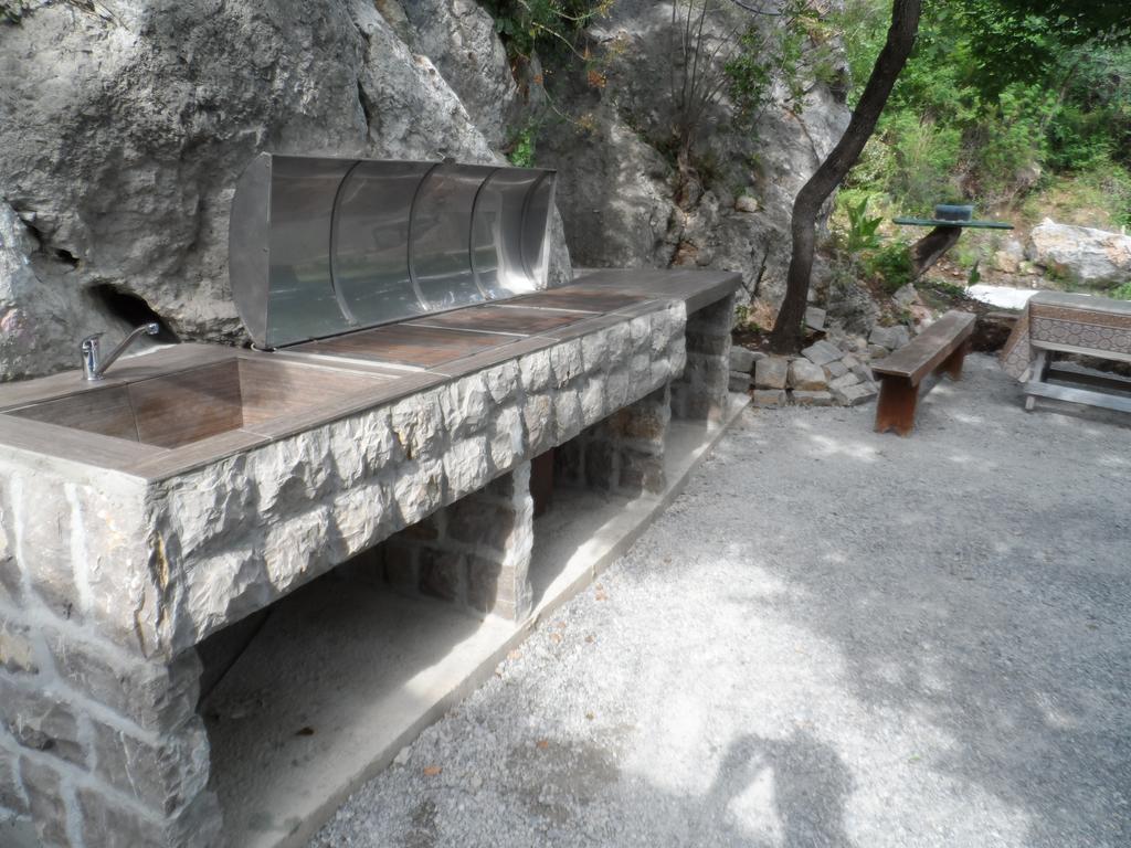 Pataki Guesthouse Petrovac Exterior foto