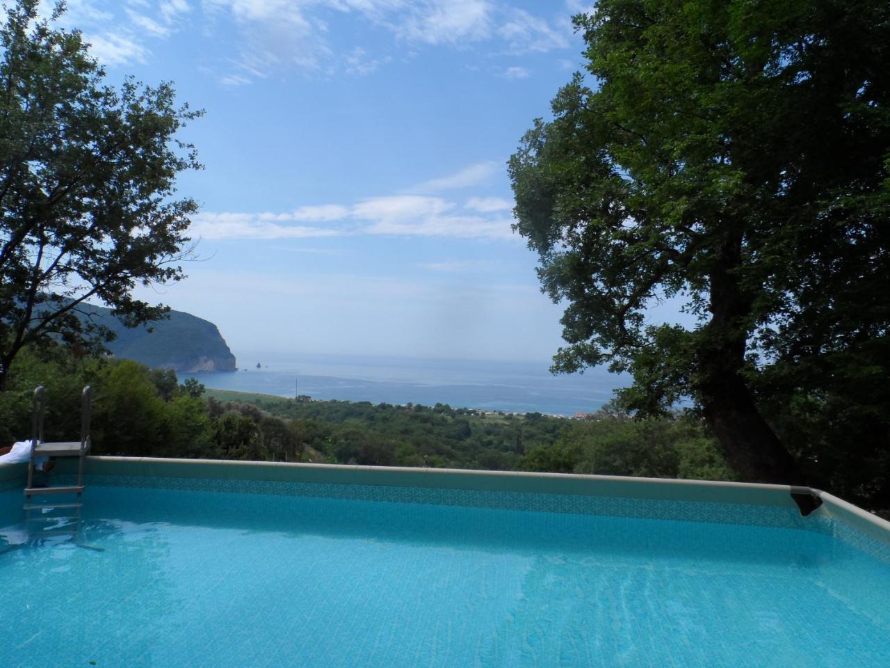 Pataki Guesthouse Petrovac Exterior foto